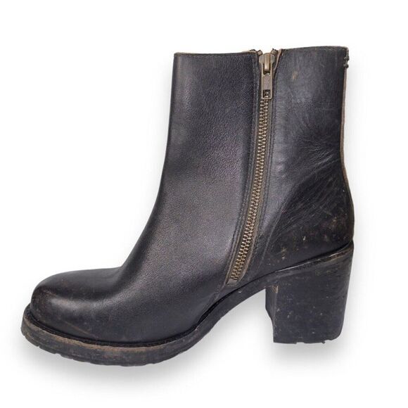 Frye Karen Inside Zip Short Heeled Leather Boots Distressed Black Women's 9M - Picture 6 of 12